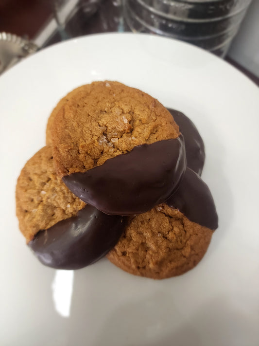 Peanut Butter Dark Chocolate Cookie